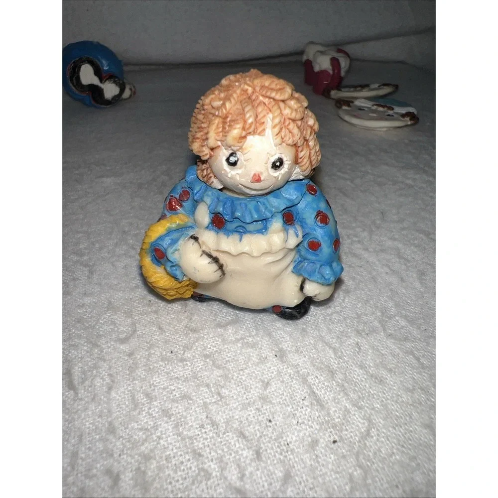 N/A raggedy ann
